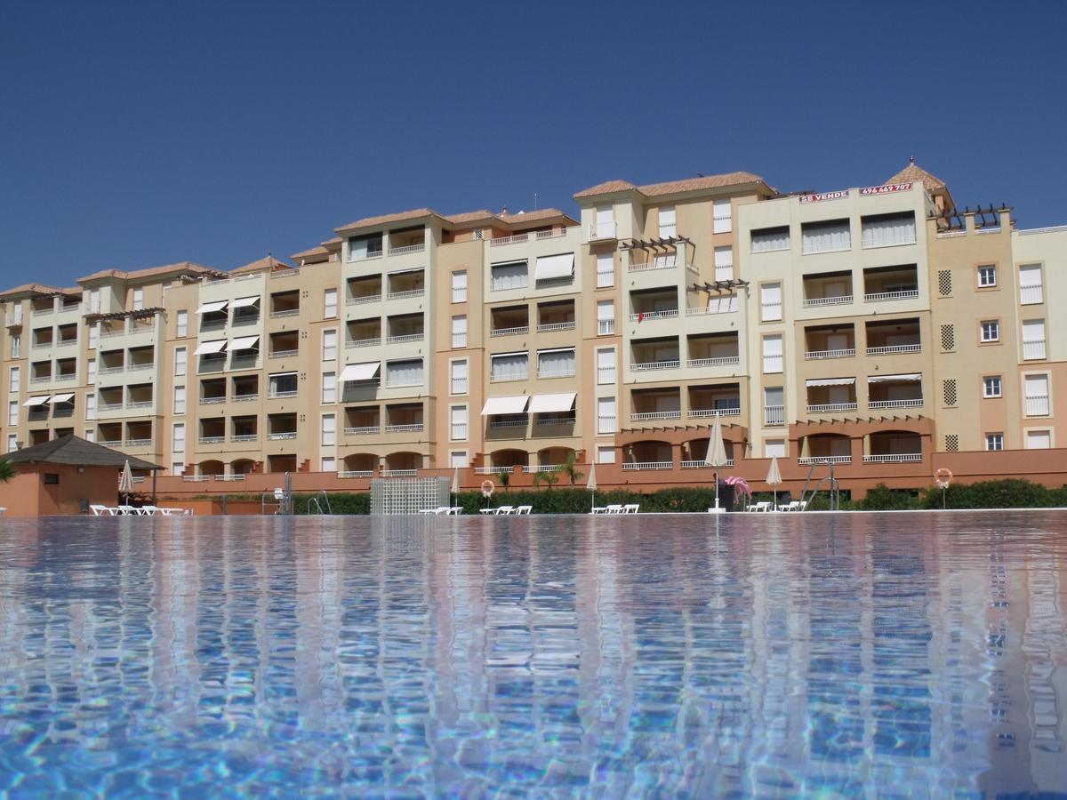 Arenas By H Apartment *